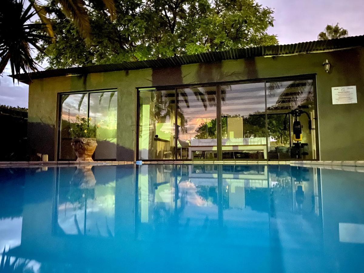 Bush Pillow Guest House Otjiwarongo Dış mekan fotoğraf